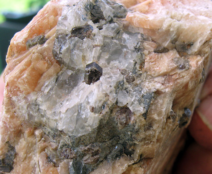 Zircon (cyrtolite)